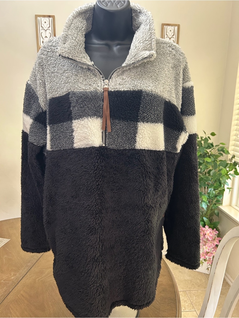 Maurices Women’s Sherpa Pullover